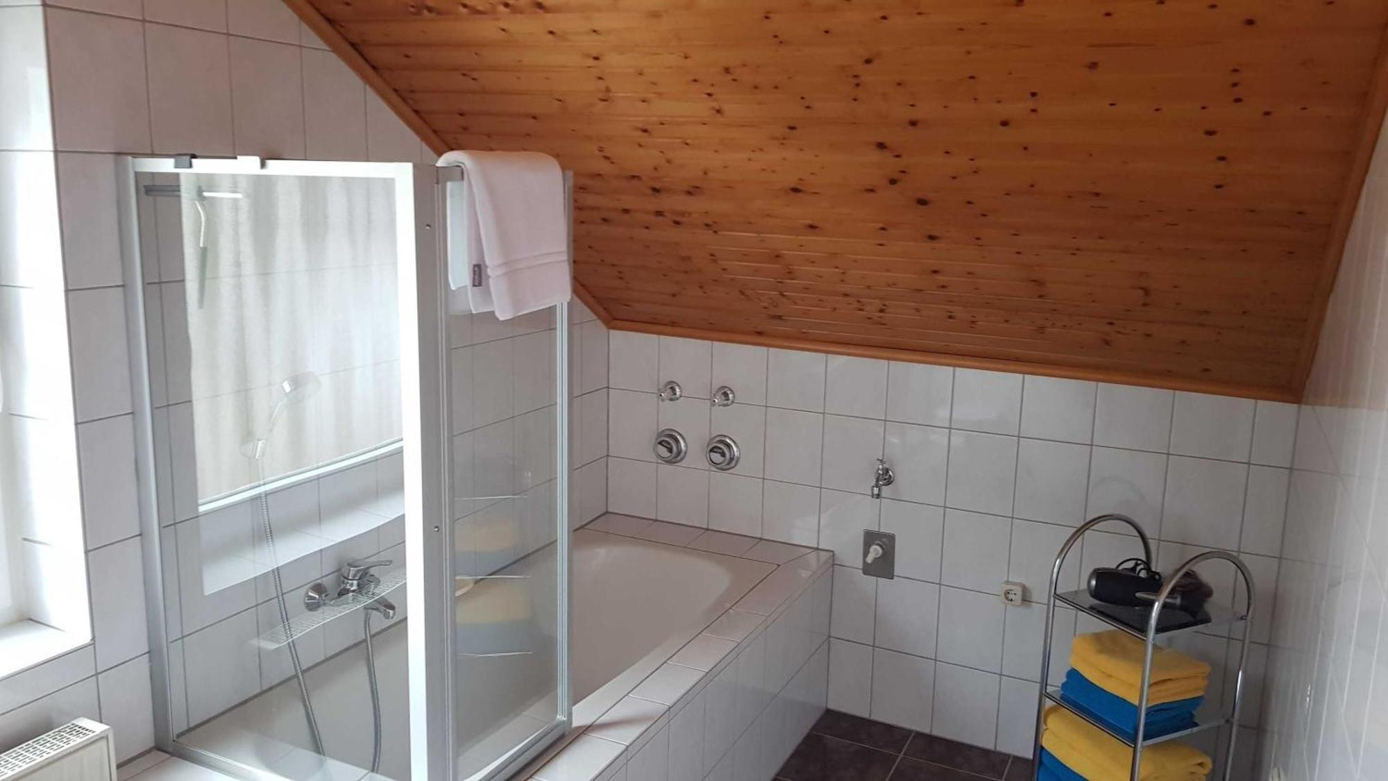 Ferienwohnung Schwarz Gasseldorf Luaran gambar